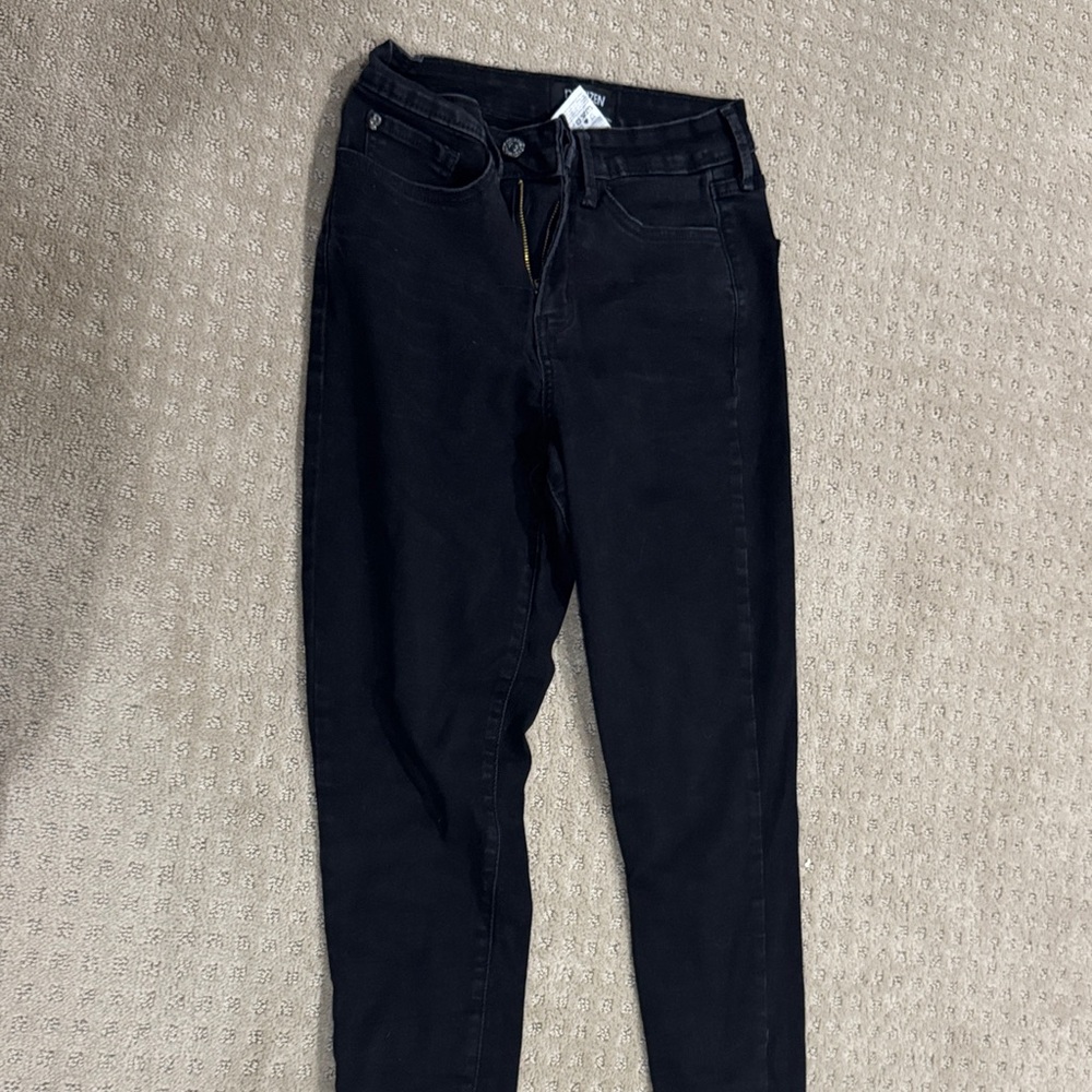 Denizen from Levi's Ultra High Rise Super Skinny Jeans - Black